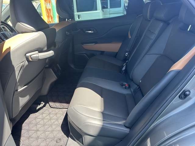 TOYOTA Crown CrossOver RS Advanced Gray/Black 2023′ FEA98