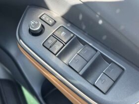 
									TOYOTA Crown CrossOver RS Advanced Gray/Black 2023′ FEA98 full								