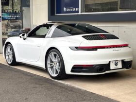 
									Porsche 911 Targa 4 White 2022′ FEAAZ full								