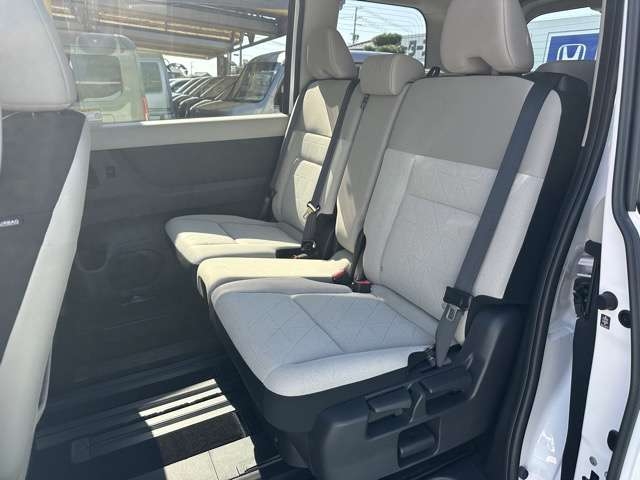 NISSAN Serena X White 2023′ FEADV