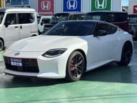 
									NISSAN Fairlady Z Ver ST White/Black 2025′ FEADZ full								