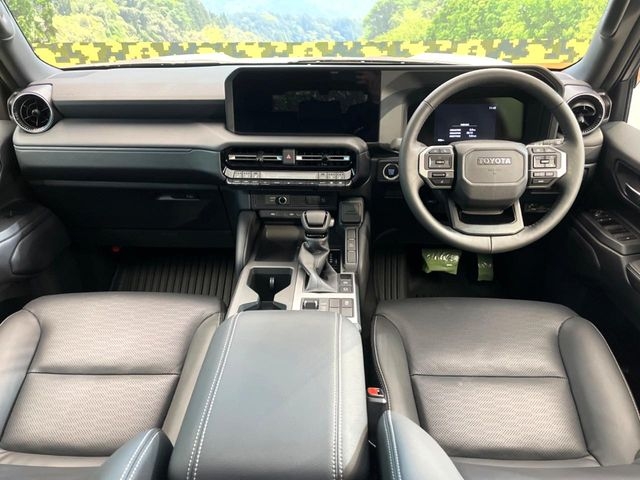 TOYOTA Land Cruiser Wagon VX Pearl White 2025′ FEANF