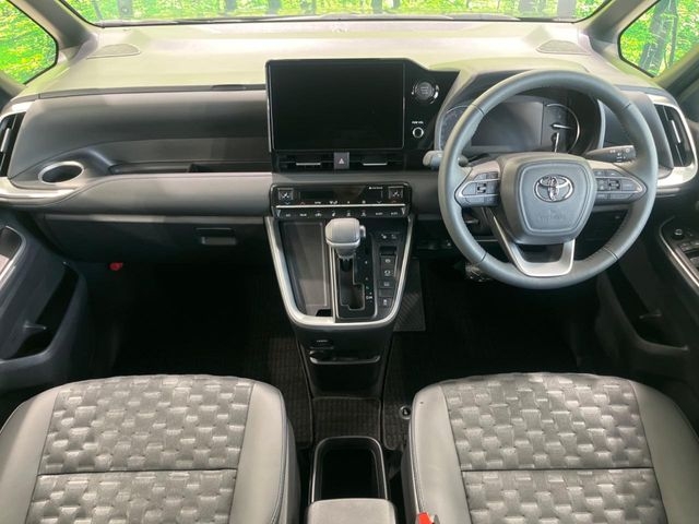 TOYOTA Voxy S-Z Black 2025′ FEAYA