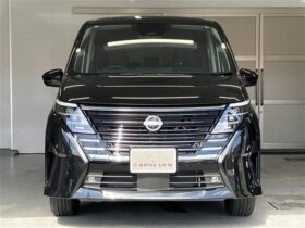 
									NISSAN Serena Highway Star V 4WD Black 2023′ FEE18 full								