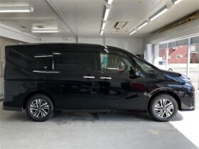 
									NISSAN Serena Highway Star V 4WD Black 2023′ FEE18 full								