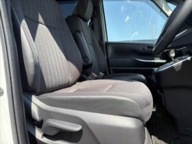 
									TOYOTA Noah G 10.5 Inch DA  Navi   Full Seg   Pearl White 2024′ FEEWC full								