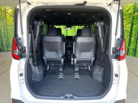 
									TOYOTA Noah S-Z Pearl White 2023′ FGF4G full								