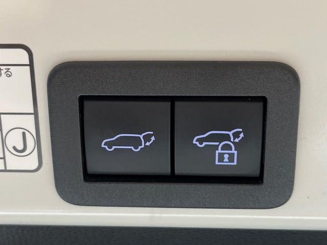 TOYOTA Yaris Cross Z Pearl White 2021′ FGF7A