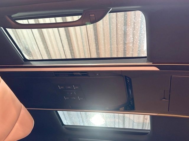 TOYOTA Vellfire Z Premier White 2023′ FGFGL