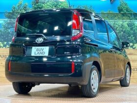 
									TOYOTA Sienta X Black 2025′ FGFGS full								