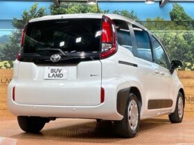 
									TOYOTA Sienta X Pearl White 2025′ FGFGW full								