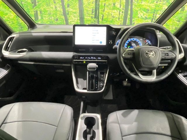 TOYOTA Voxy S-Z Pearl White 2024′ FGFLR