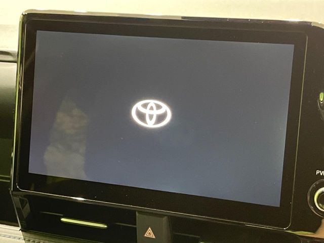 TOYOTA Voxy S-Z Pearl White 2024′ FGFLR