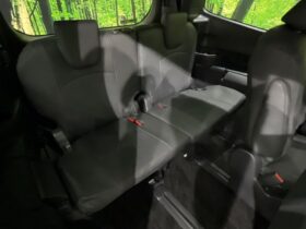 
									TOYOTA Voxy S-Z Pearl White 2024′ FGFLR full								