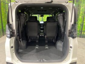 
									TOYOTA Voxy S-Z Pearl White 2024′ FGFLR full								