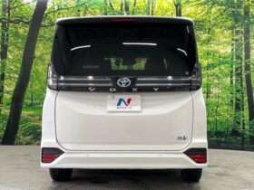 
									TOYOTA Voxy S-Z Pearl White 2024′ FGFLR full								