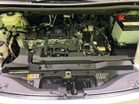 
									TOYOTA Voxy S-Z Pearl White 2024′ FGFLR full								