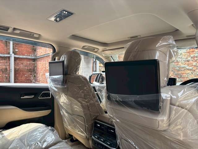 TOYOTA Land Cruiser Wagon ZX Pearl White 2023′ FGFO5