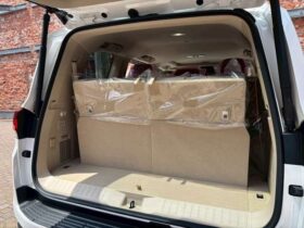 
									TOYOTA Land Cruiser Wagon ZX Pearl White 2023′ FGFO5 full								