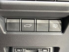 
									TOYOTA Land Cruiser Wagon VX Pearl White 2024′ FGFTU full								