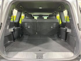 
									TOYOTA Land Cruiser Wagon VX Pearl White 2024′ FGFTU full								