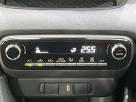 
									TOYOTA Yaris G Pearl White 2020′ FGFVR full								