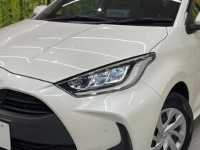 
									TOYOTA Yaris G Pearl White 2020′ FGFVR full								