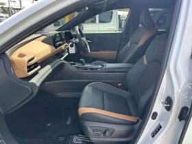 
									TOYOTA Crown CrossOver RS Advanced Pearl White 2022′ FGGDK full								