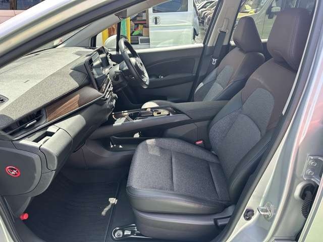 NISSAN AURA G Silver 2023′ FGGEY