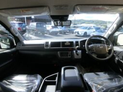 TOYOTA Hiace Van 2.8 Super GL Wide Dark Plastic Green 2025′ FGJCB