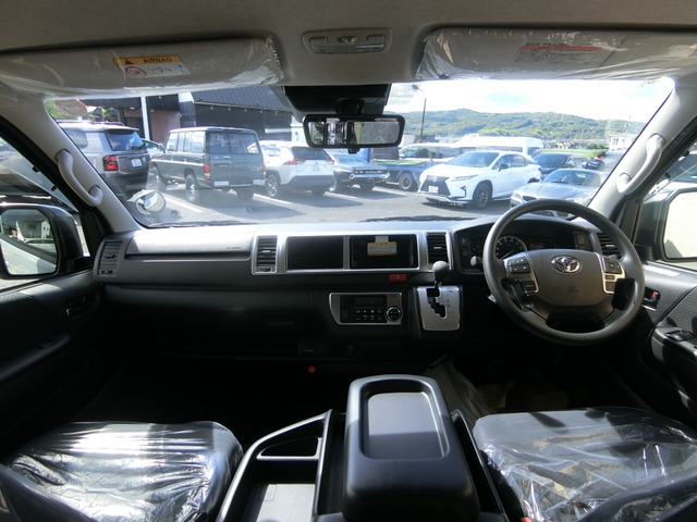 TOYOTA Hiace Van 2.8 Super GL Wide Dark Plastic Green 2025′ FGJCB