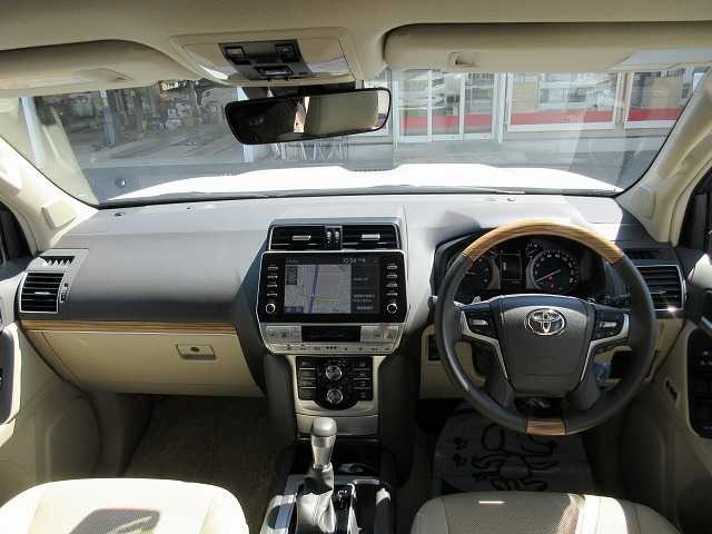 TOYOTA Land Cruiser Prado TZ-G Pearl White 2023′ FGJPG
