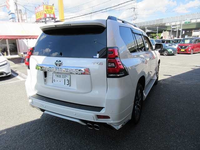TOYOTA Land Cruiser Prado TZ-G Pearl White 2023′ FGJPG