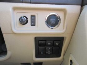 
									TOYOTA Land Cruiser Prado TZ-G Pearl White 2023′ FGJPG full								