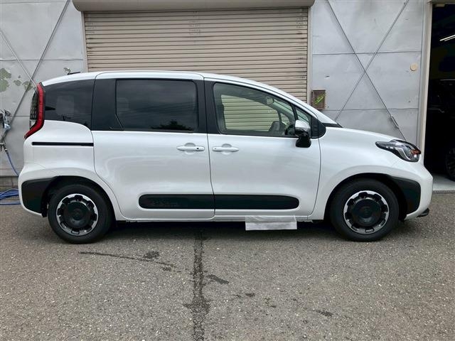 TOYOTA Sienta Z HV White 2025′ FGJPU