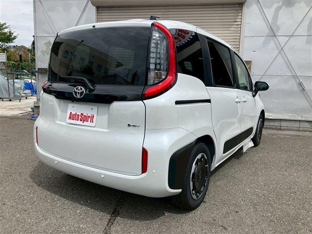 TOYOTA Sienta Z HV White 2025′ FGJPU