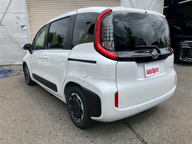 TOYOTA Sienta Z HV White 2025′ FGJPU