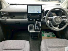 
									TOYOTA Sienta Z HV White 2025′ FGJPU full								
