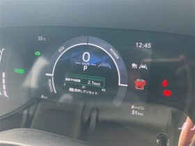 
									TOYOTA Sienta Z HV White 2025′ FGJPU full								