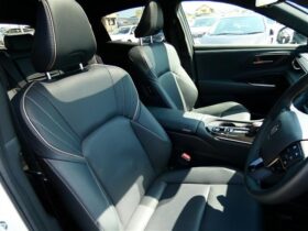 
									TOYOTA Crown Sport 2.5 Z 4WD Pearl White 2024′ FGJSS full								