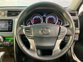 
									TOYOTA MarkX 2.5 250G Four 4WD Pearl White 2016′ FIOGD full								