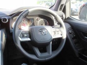 
									TOYOTA Land Cruiser Wagon AX 7 Person Black 2024′ FIOHR full								