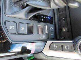 
									TOYOTA Land Cruiser Wagon AX 7 Person Black 2024′ FIOHR full								