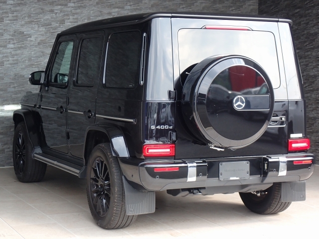 Mercedes-Benz G Class G400d AMG Line Black 2023′ FKHIK
