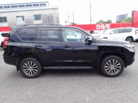 
									TOYOTA Land Cruiser Prado TX L Package Black 2021′ FKHIW full								