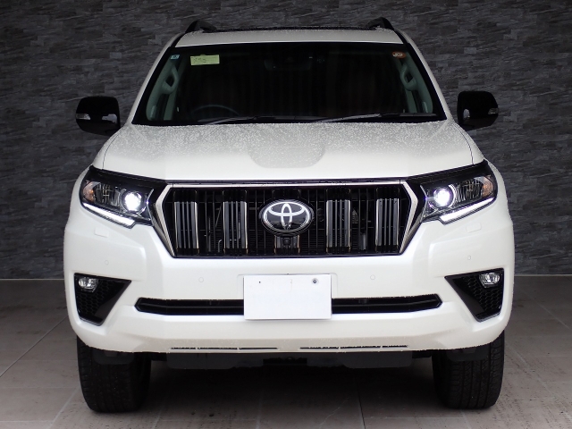 TOYOTA Land Cruiser Prado TX L Packe 70th Anivasari LTD Pearl White 2022′ FKHJ8