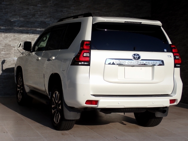 TOYOTA Land Cruiser Prado TX L Package Pearl White 2021′ FKHKD