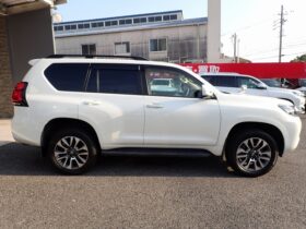 
									TOYOTA Land Cruiser Prado TX L Package Pearl White 2021′ FKHKD full								