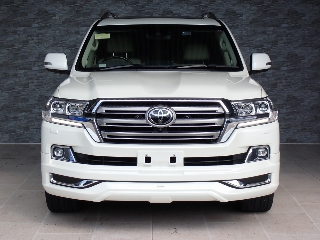 TOYOTA Land Cruiser Wagon ZX Pearl White 2020′ FKHLP