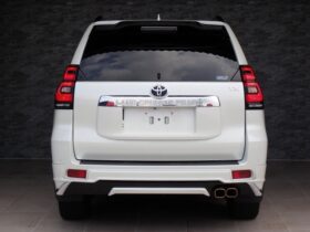 
									TOYOTA Land Cruiser Prado TX L Package Pearl White 2021′ FKHLQ full								